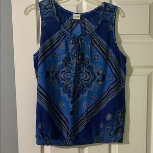 Women’s sleeveless pattern top. Size Large.
Sonoma brand.